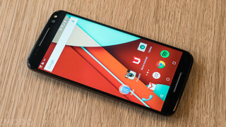 A 64GB Unlocked Moto X Pure For $250 Is a Truly Bonkers Smartphone Deal<em></em>